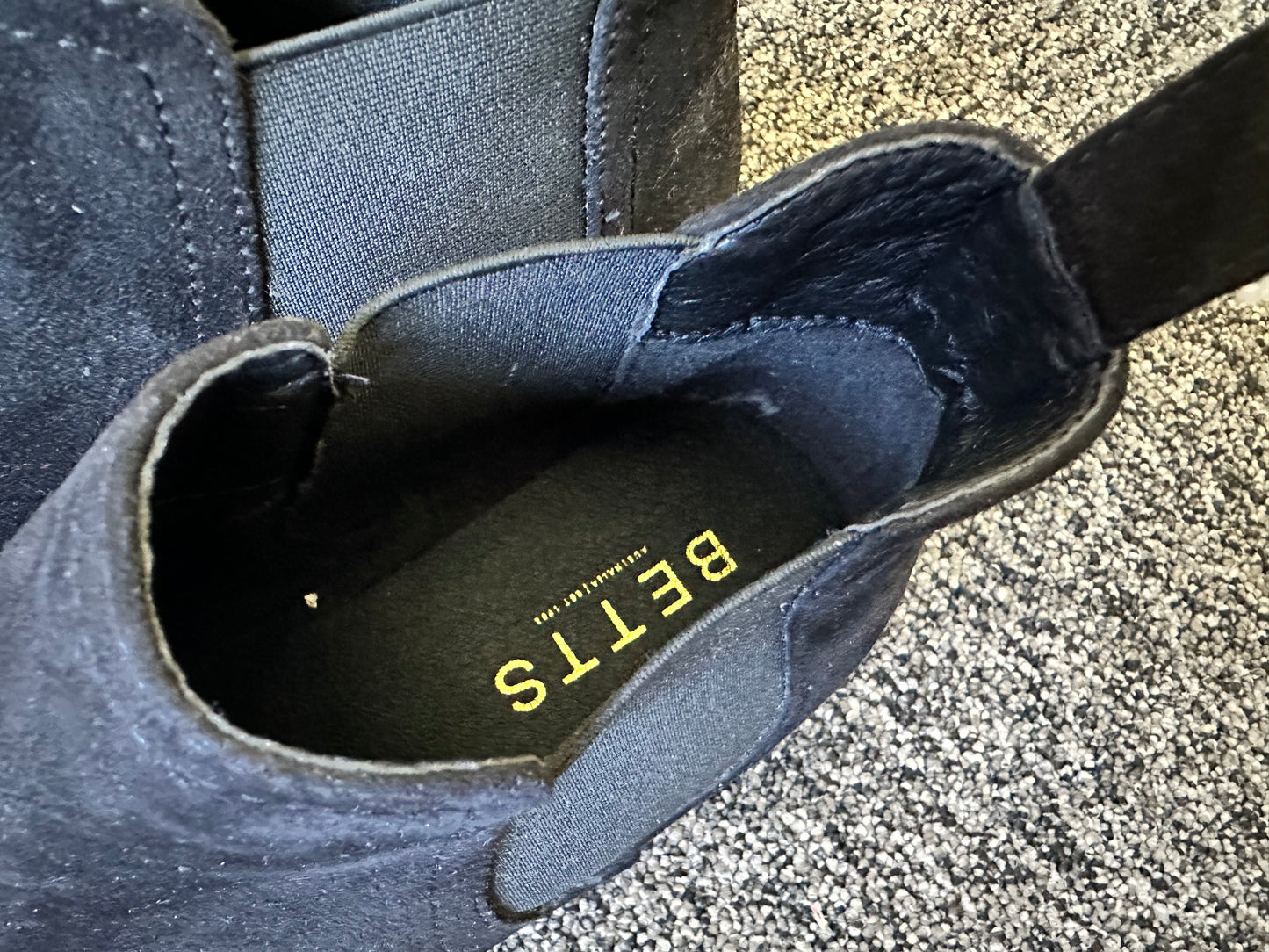 Betts Men's Black Boots – (pair)