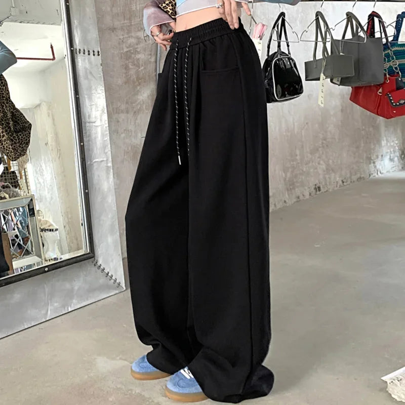 High Waisted Pants Lady