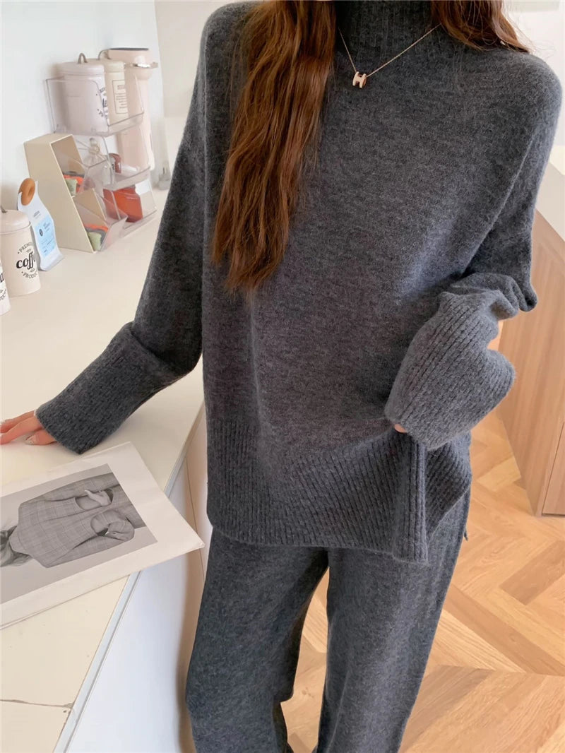 Split Women's Sweater Sets