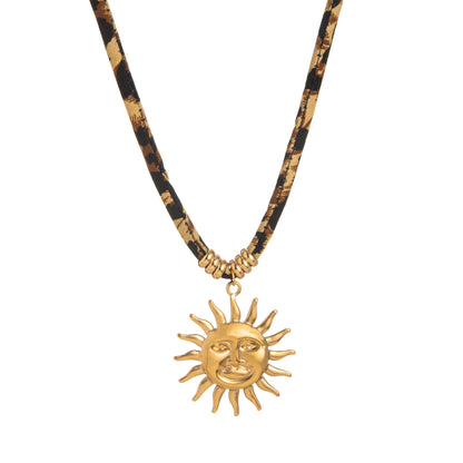 stainless steel pendant with leopard