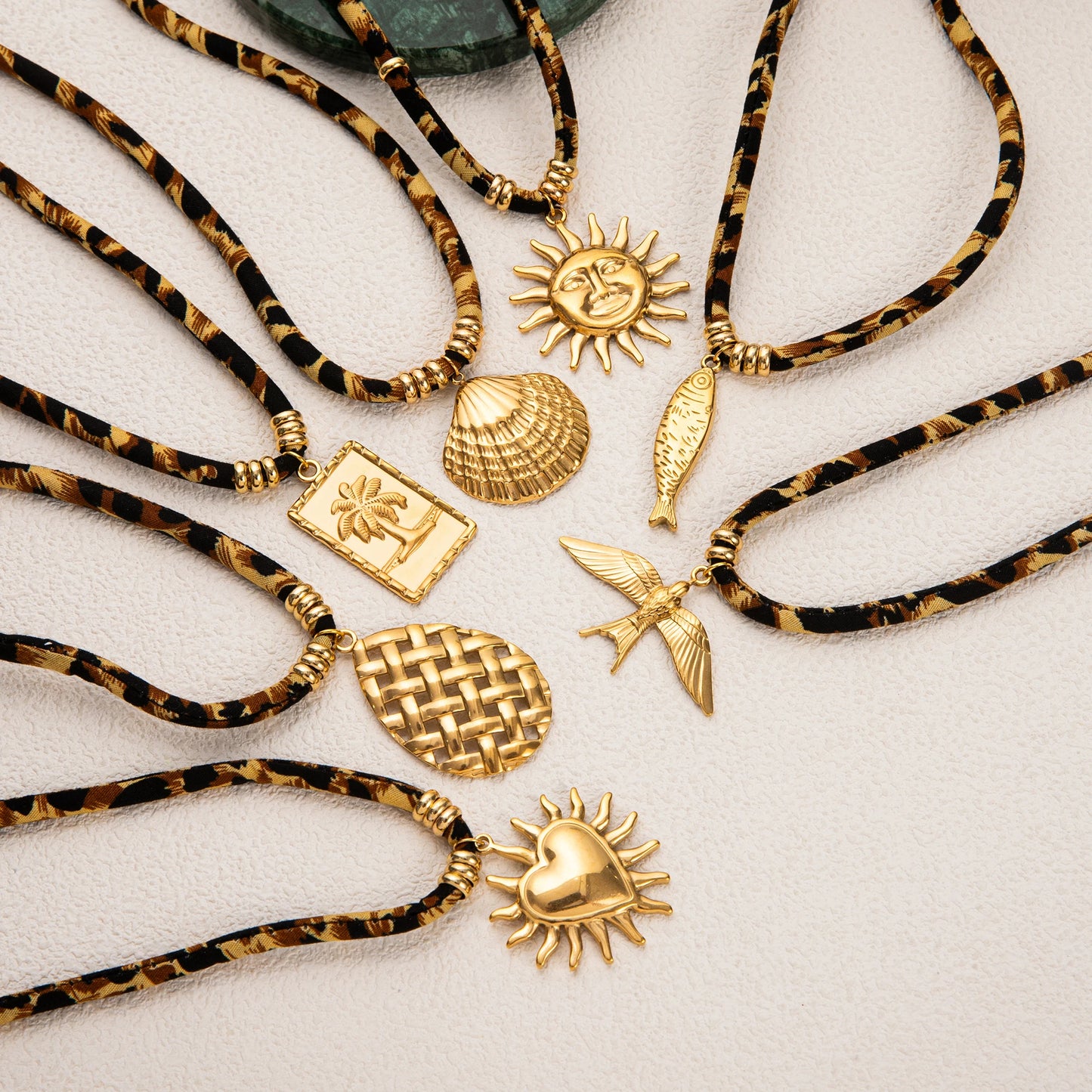 stainless steel pendant with leopard