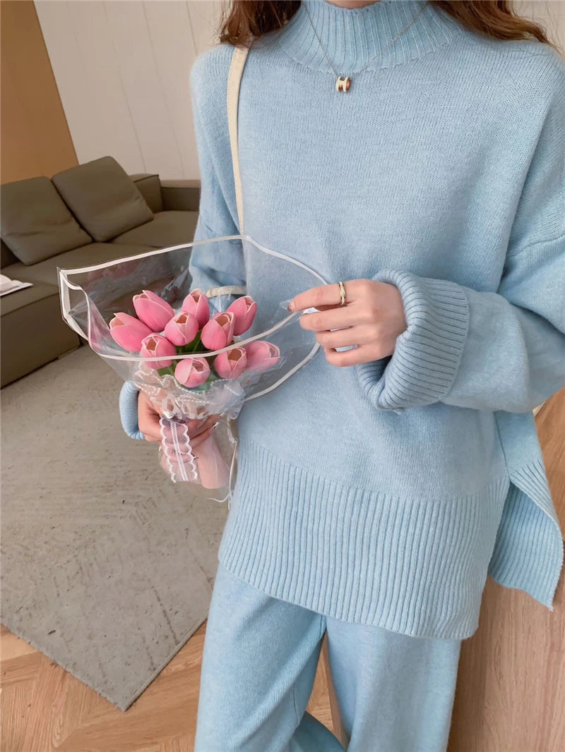 Split Women's Sweater Sets